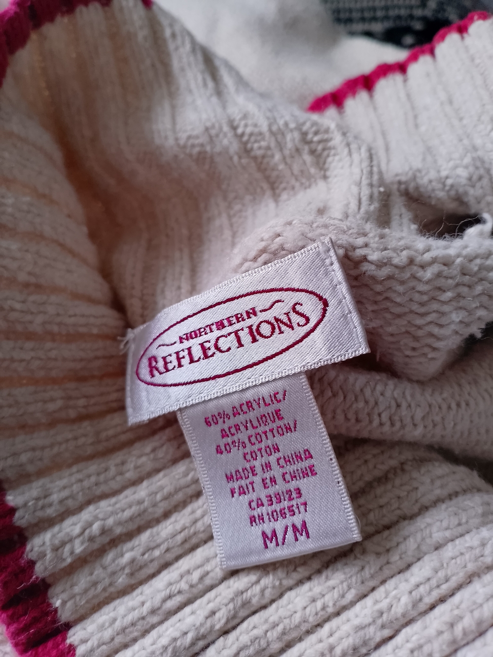 Vintage Cozy Cream Winter Scene Zip-Front Sweater Winterscape - Picture 2 of 10